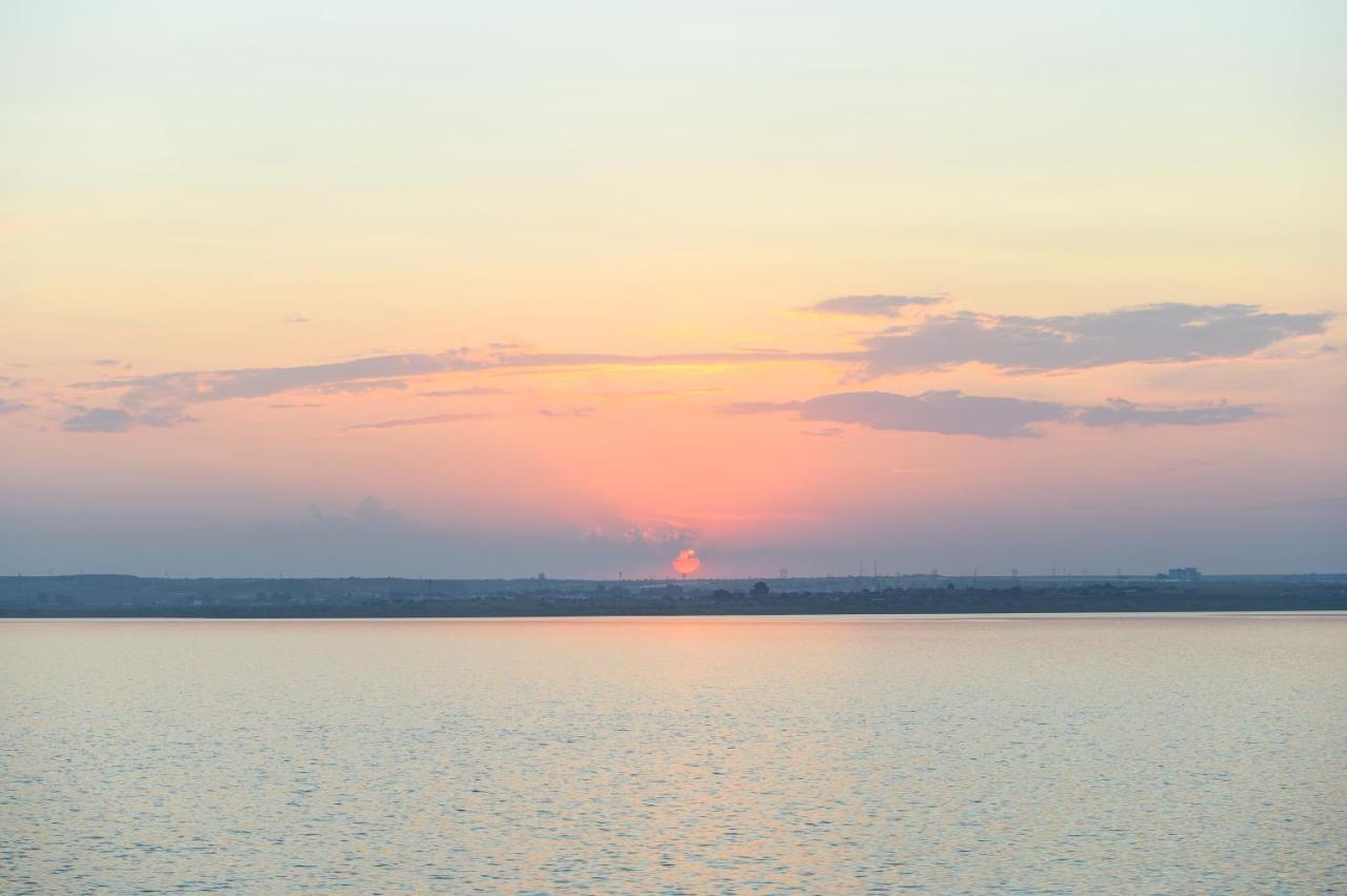 Sunset Lake Apartament Mamaia Exterior photo